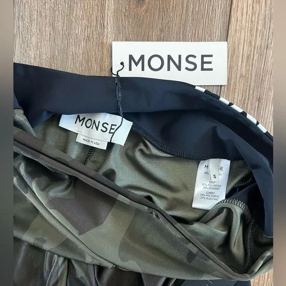 NEW MONSE Equinox Camo Leggings Size Small - Picture 5 of 5